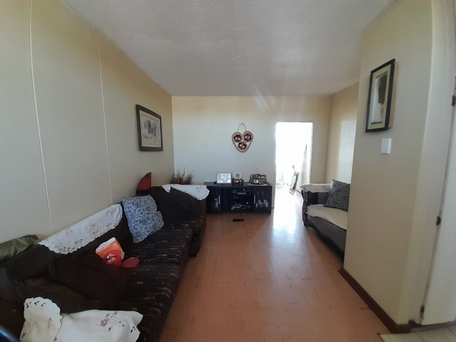 2 Bedroom Property for Sale in Eloffsdal Gauteng