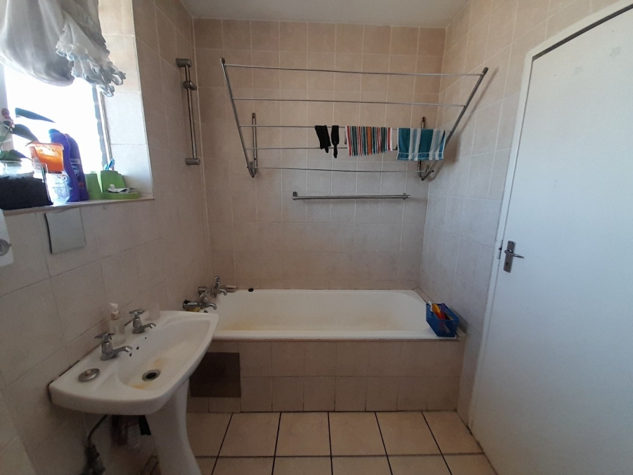 2 Bedroom Property for Sale in Eloffsdal Gauteng