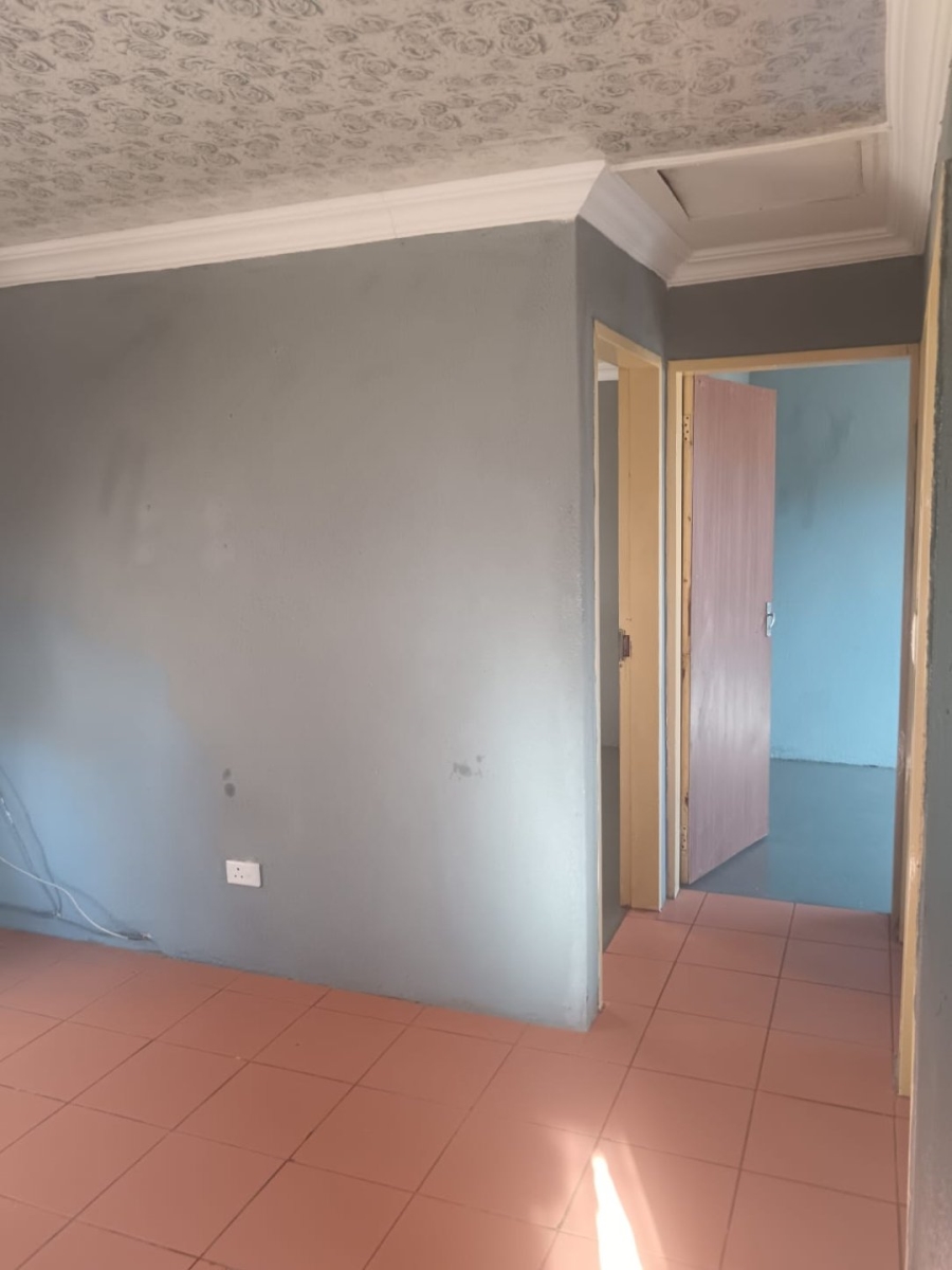 2 Bedroom Property for Sale in Soshanguve WW Gauteng