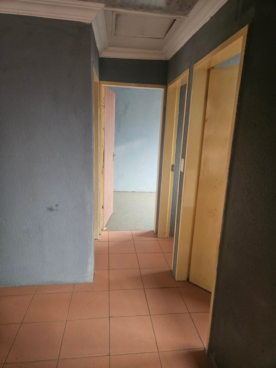 2 Bedroom Property for Sale in Soshanguve WW Gauteng