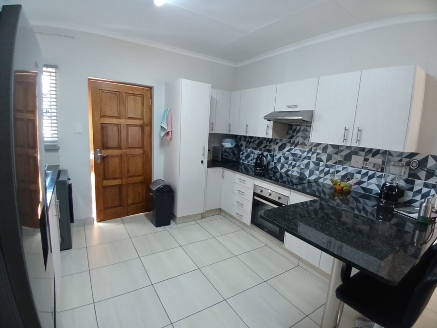 3 Bedroom Property for Sale in Roseacre Gauteng