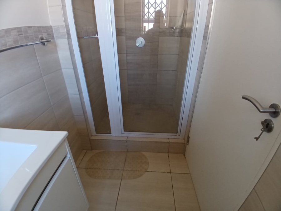 3 Bedroom Property for Sale in Roseacre Gauteng