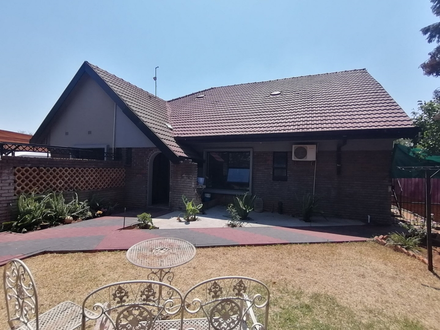 4 Bedroom Property for Sale in Parktown Estate Gauteng