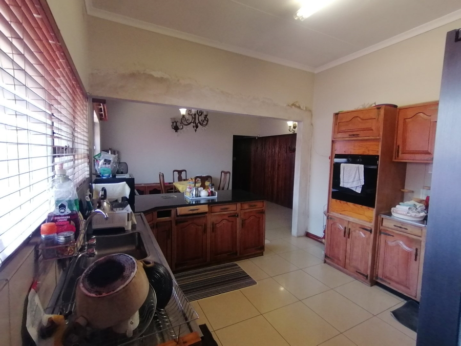 4 Bedroom Property for Sale in Parktown Estate Gauteng