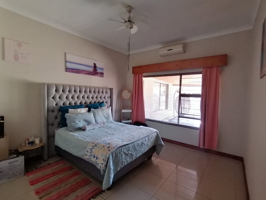 4 Bedroom Property for Sale in Parktown Estate Gauteng