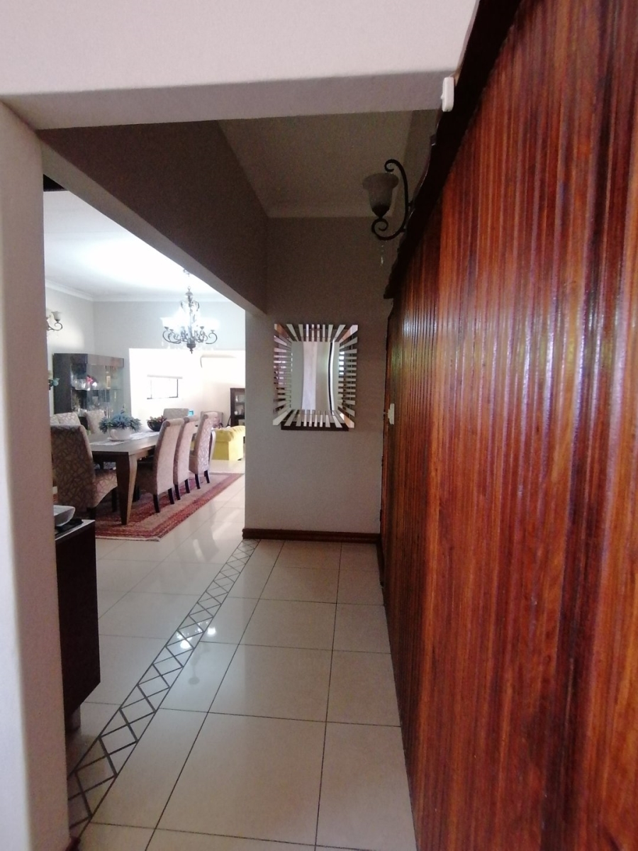 4 Bedroom Property for Sale in Parktown Estate Gauteng