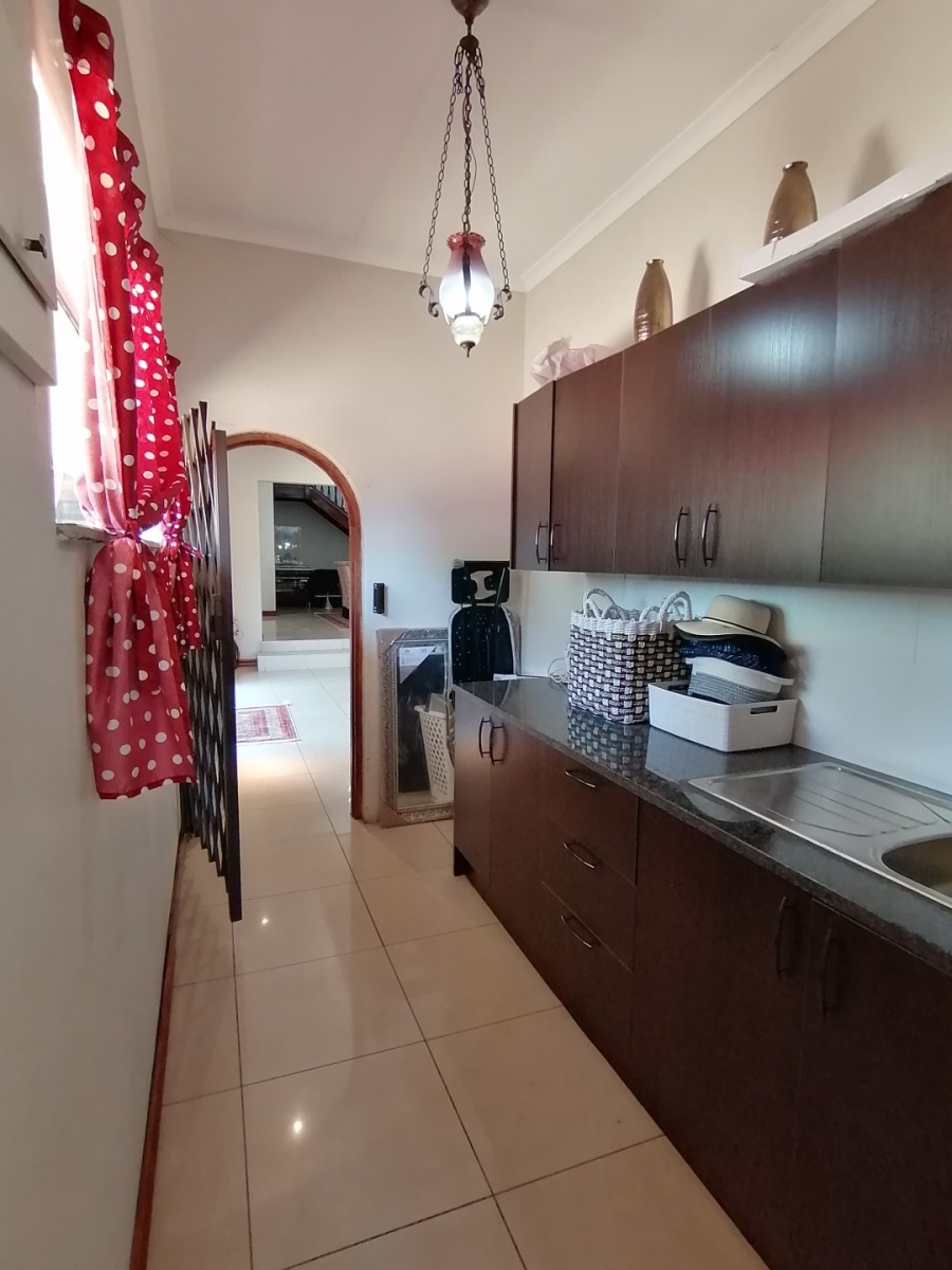 4 Bedroom Property for Sale in Parktown Estate Gauteng