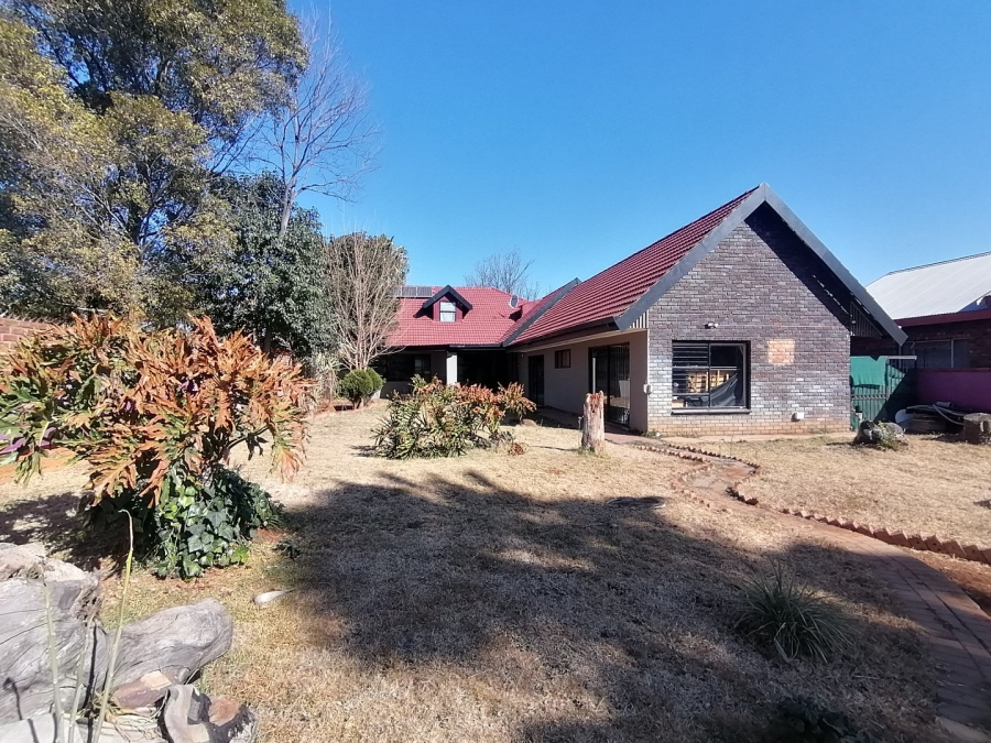 4 Bedroom Property for Sale in Parktown Estate Gauteng