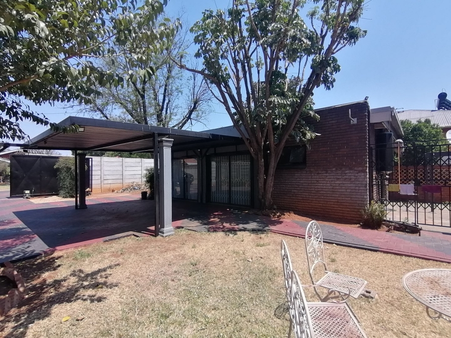 4 Bedroom Property for Sale in Parktown Estate Gauteng