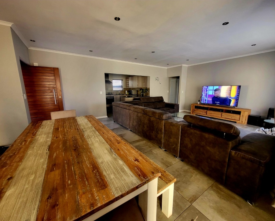 3 Bedroom Property for Sale in Noordwyk Gauteng