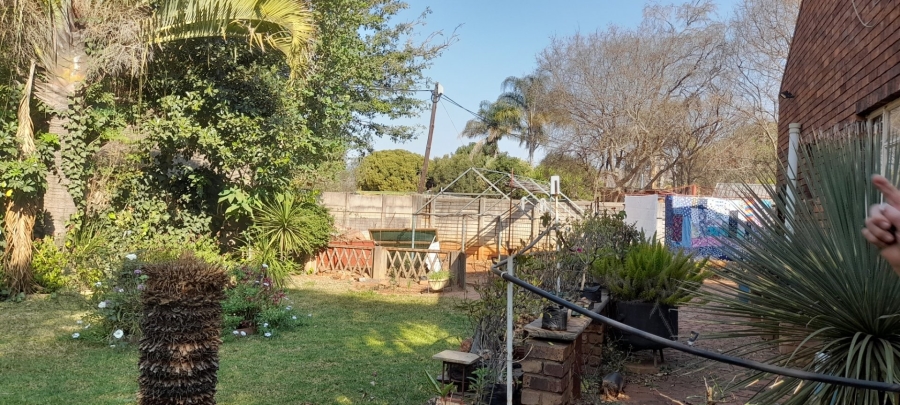 2 Bedroom Property for Sale in Pretoria North Gauteng