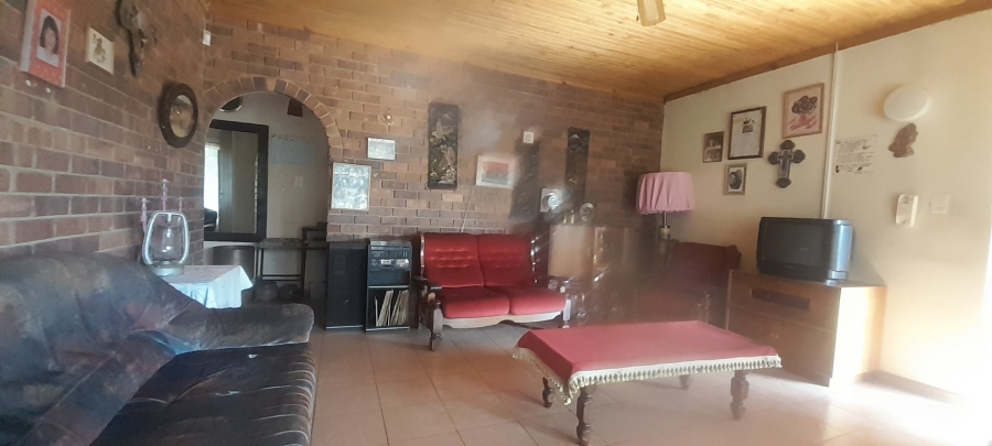 2 Bedroom Property for Sale in Pretoria North Gauteng