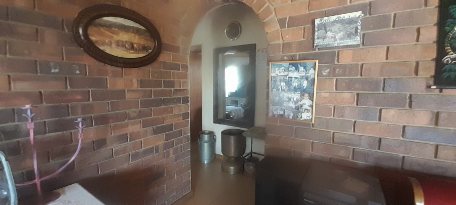 2 Bedroom Property for Sale in Pretoria North Gauteng