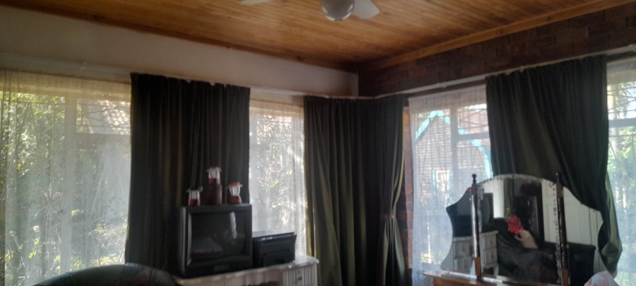 2 Bedroom Property for Sale in Pretoria North Gauteng