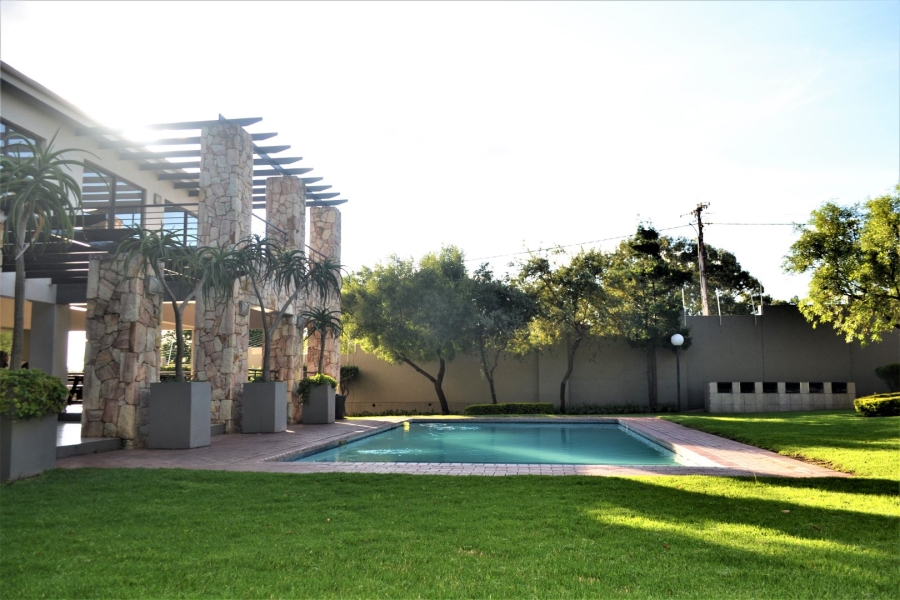 1 Bedroom Property for Sale in Bryanston East Gauteng