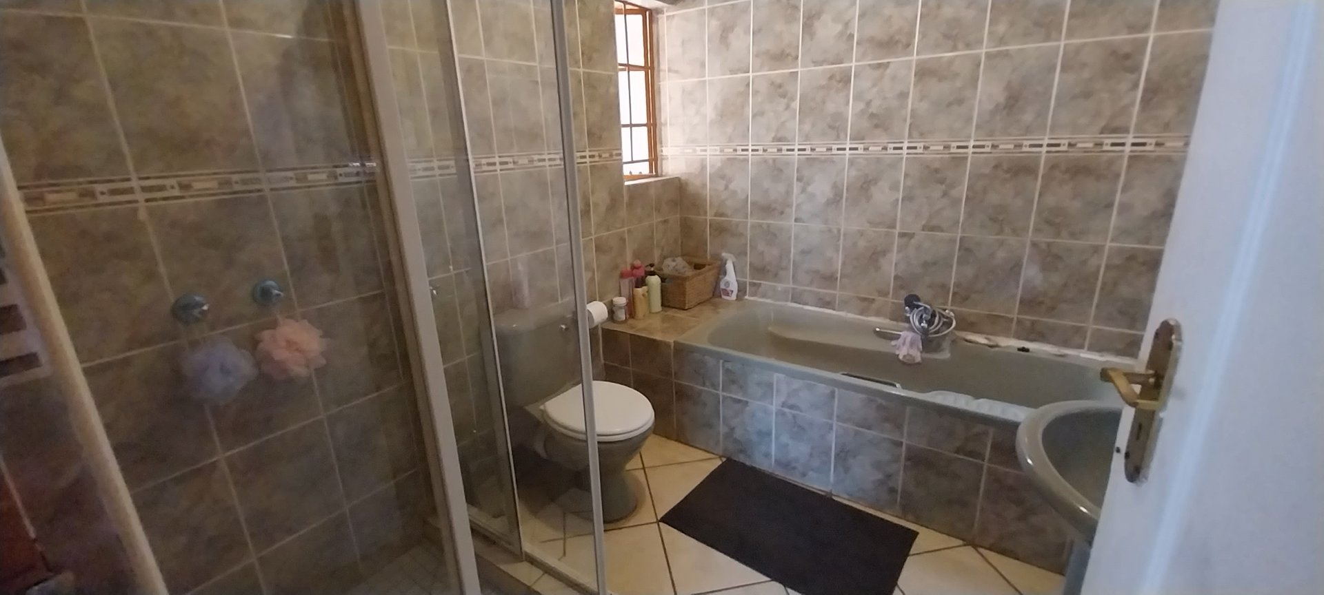 4 Bedroom Property for Sale in The Orchards Gauteng