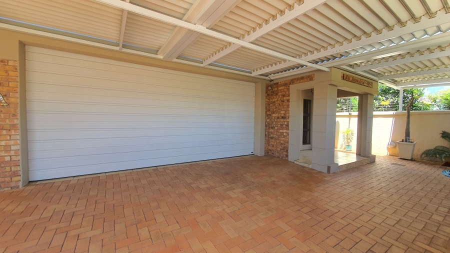 3 Bedroom Property for Sale in Casseldale Gauteng