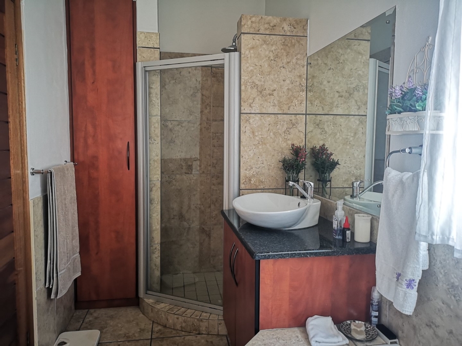 3 Bedroom Property for Sale in Casseldale Gauteng