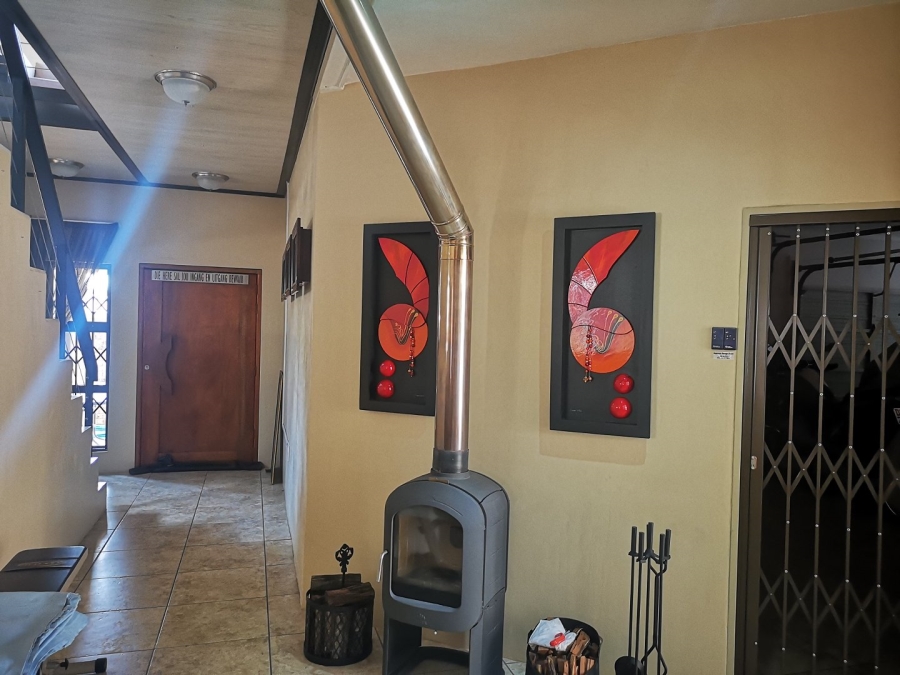 3 Bedroom Property for Sale in Casseldale Gauteng