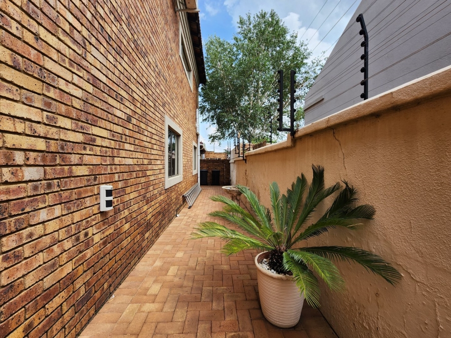 3 Bedroom Property for Sale in Casseldale Gauteng