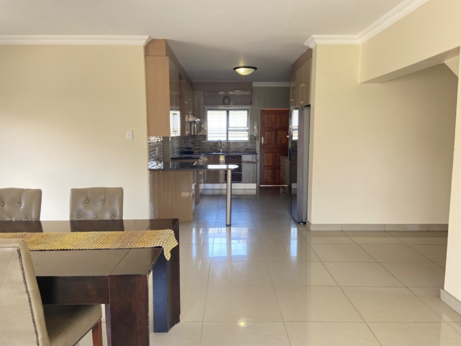 5 Bedroom Property for Sale in Silver Wood Estate Gauteng