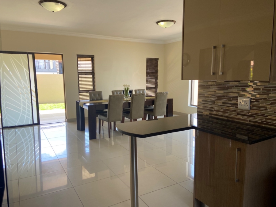 5 Bedroom Property for Sale in Silver Wood Estate Gauteng