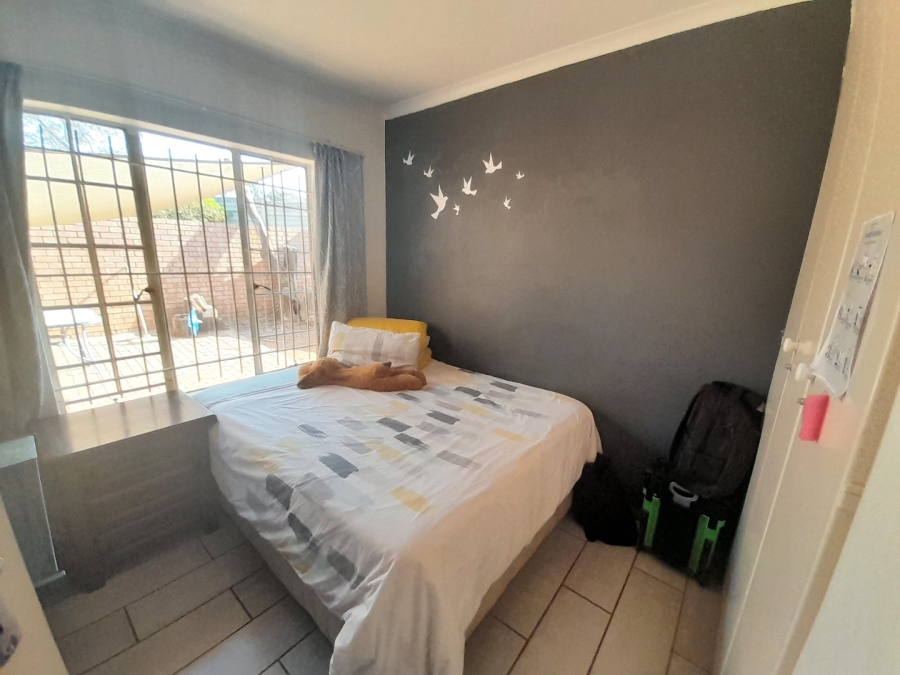 2 Bedroom Property for Sale in Zwartkop Gauteng