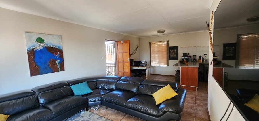 2 Bedroom Property for Sale in Bergbron Gauteng