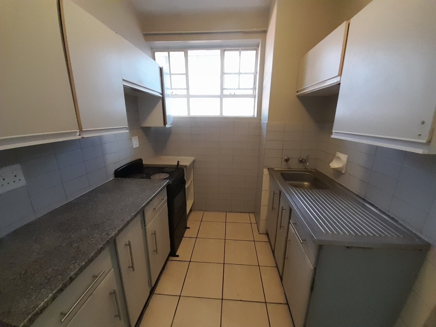 2 Bedroom Property for Sale in Sunnyside Gauteng