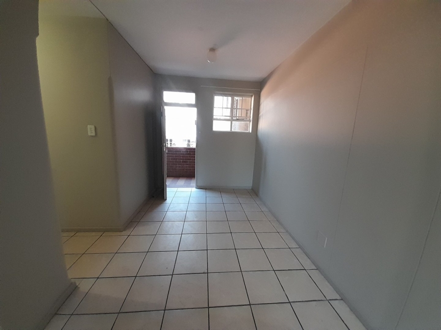 2 Bedroom Property for Sale in Sunnyside Gauteng