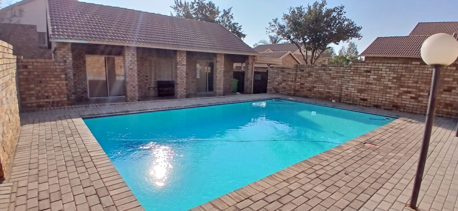 To Let 2 Bedroom Property for Rent in Celtisdal Gauteng