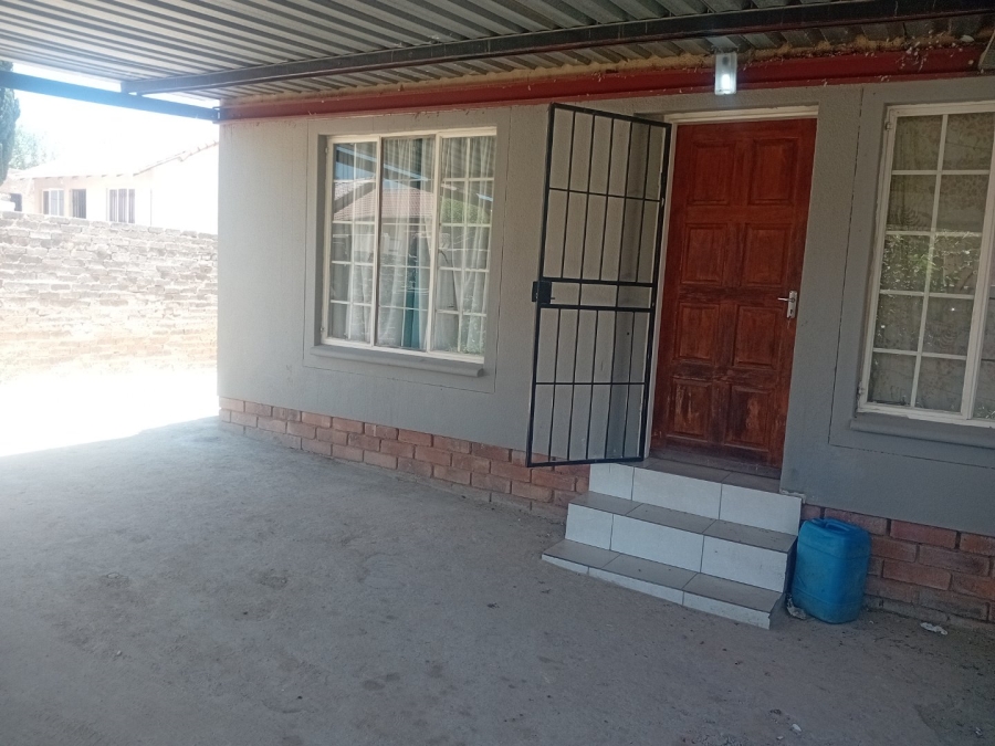 To Let 2 Bedroom Property for Rent in Cosmo City Gauteng