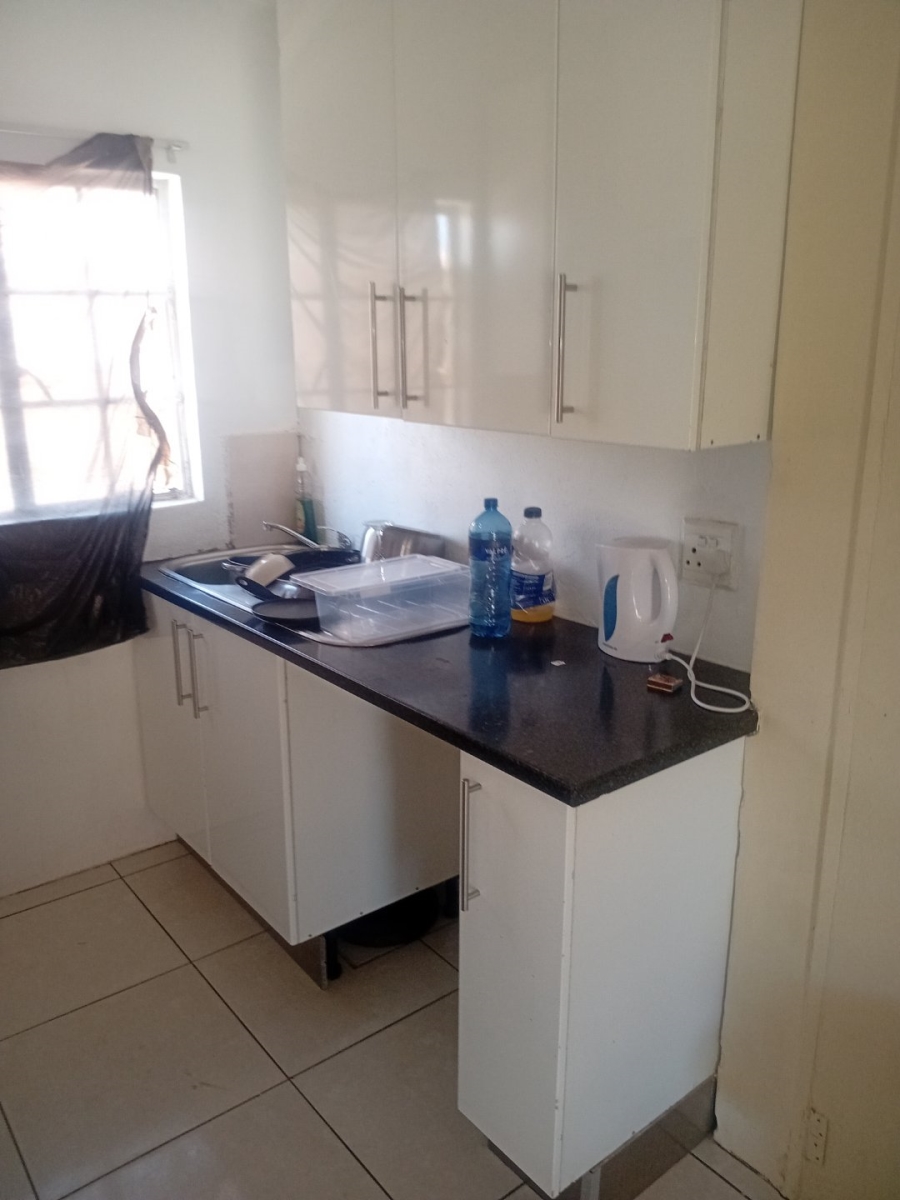 To Let 2 Bedroom Property for Rent in Cosmo City Gauteng