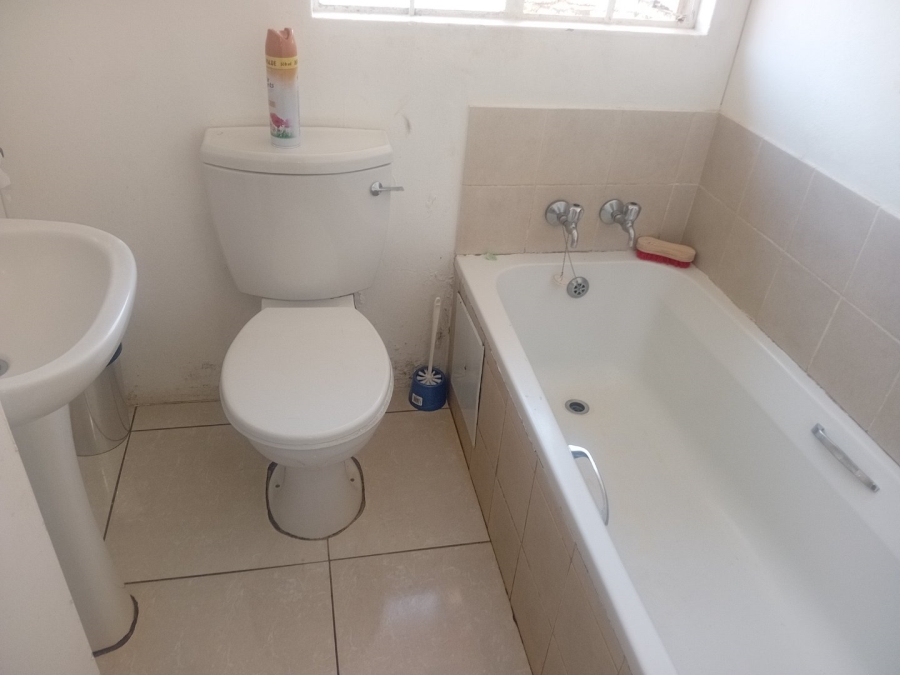 To Let 2 Bedroom Property for Rent in Cosmo City Gauteng