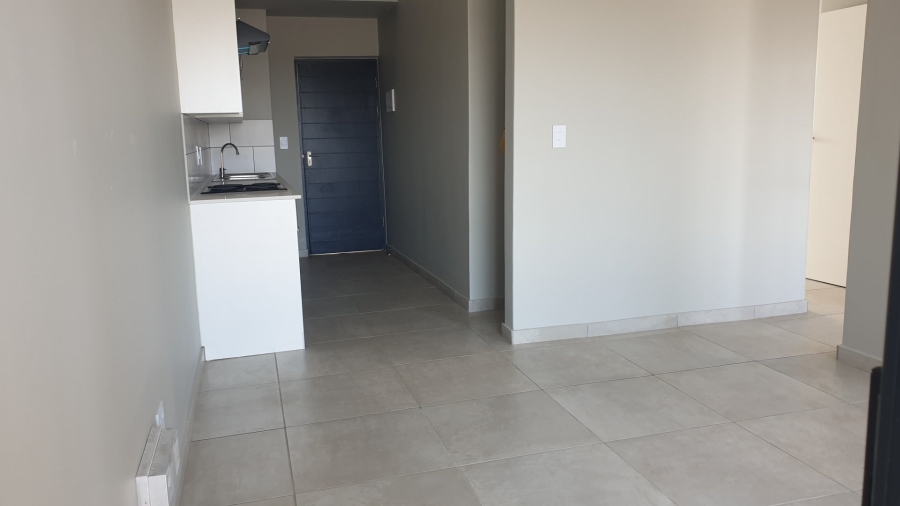 To Let 2 Bedroom Property for Rent in Glen Marais Gauteng