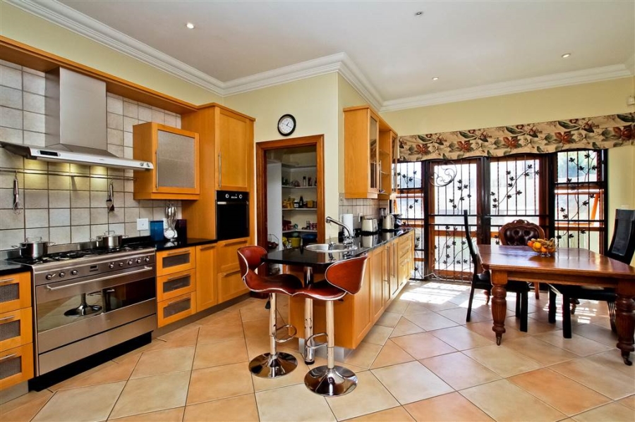 5 Bedroom Property for Sale in Bryanston Gauteng