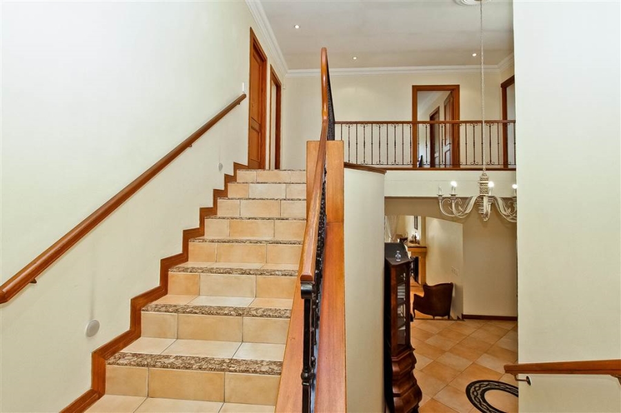 5 Bedroom Property for Sale in Bryanston Gauteng