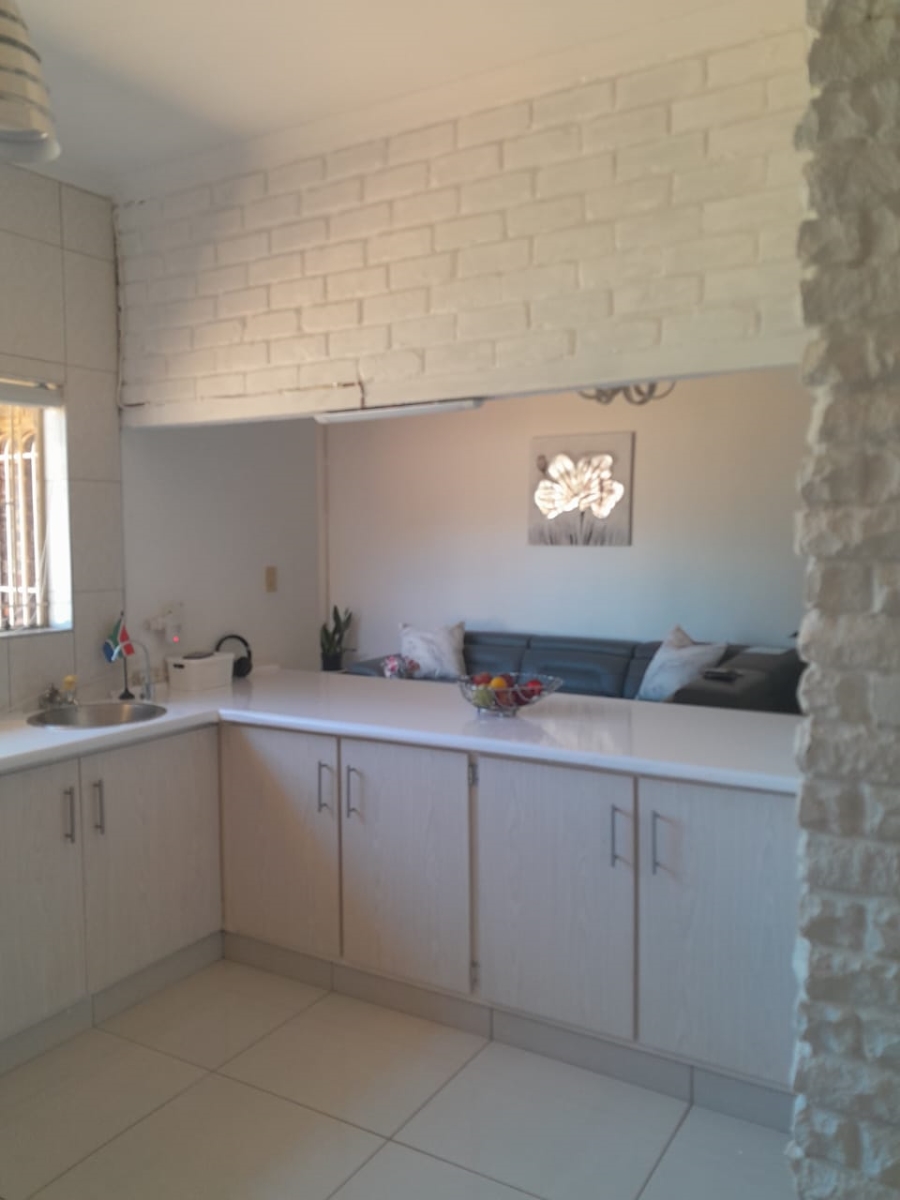 5 Bedroom Property for Sale in Westonaria Gauteng