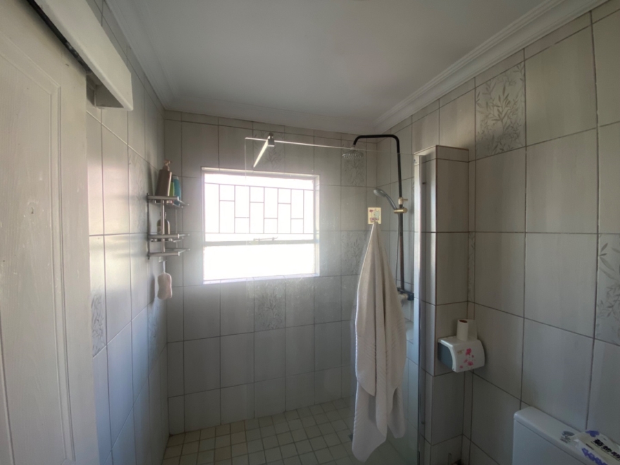 2 Bedroom Property for Sale in Sunninghill Gauteng