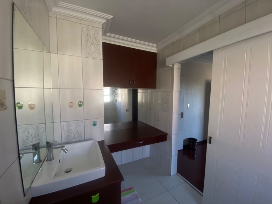 2 Bedroom Property for Sale in Sunninghill Gauteng