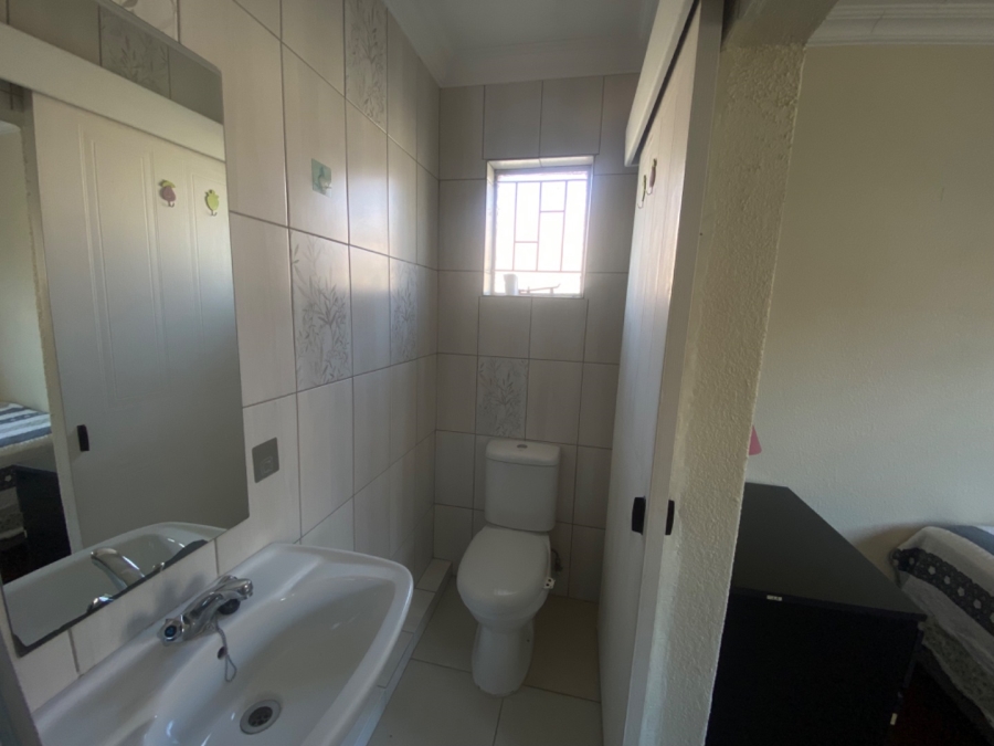 2 Bedroom Property for Sale in Sunninghill Gauteng