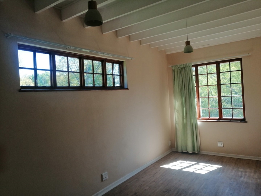 To Let 2 Bedroom Property for Rent in Robindale Gauteng