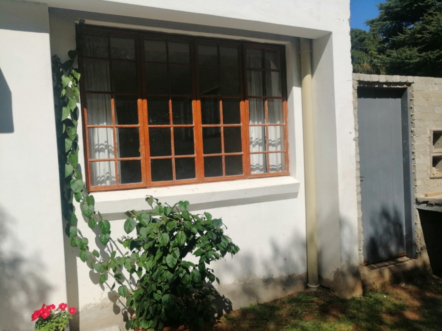 To Let 2 Bedroom Property for Rent in Robindale Gauteng