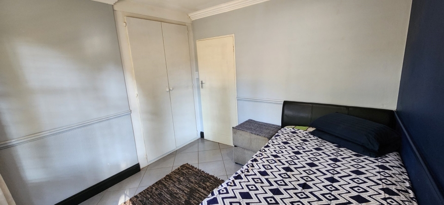 4 Bedroom Property for Sale in Rooihuiskraal North Gauteng