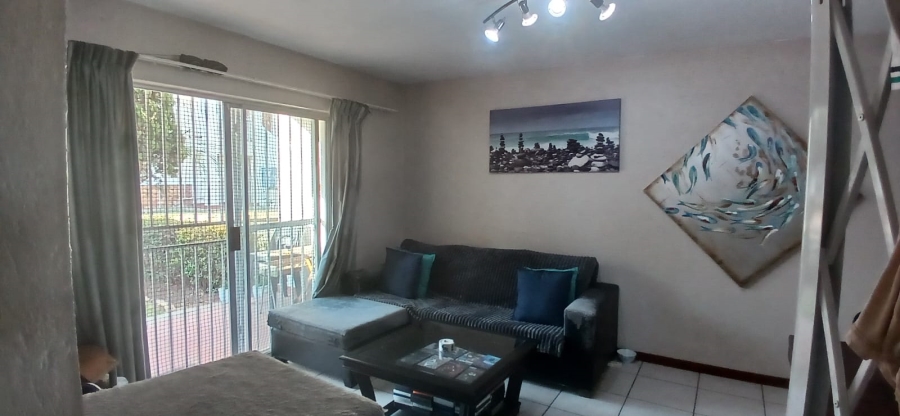 2 Bedroom Property for Sale in Norton Park Gauteng