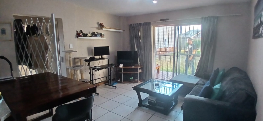 2 Bedroom Property for Sale in Norton Park Gauteng