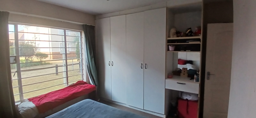 2 Bedroom Property for Sale in Norton Park Gauteng