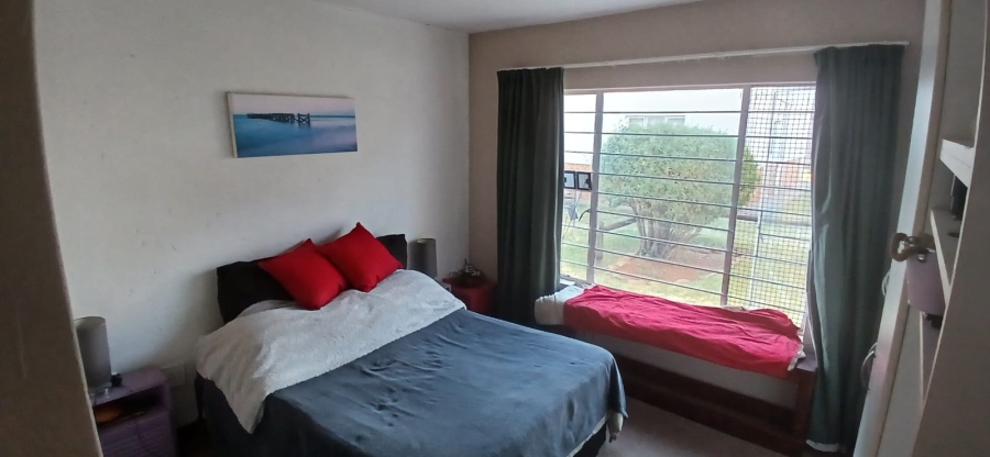 2 Bedroom Property for Sale in Norton Park Gauteng