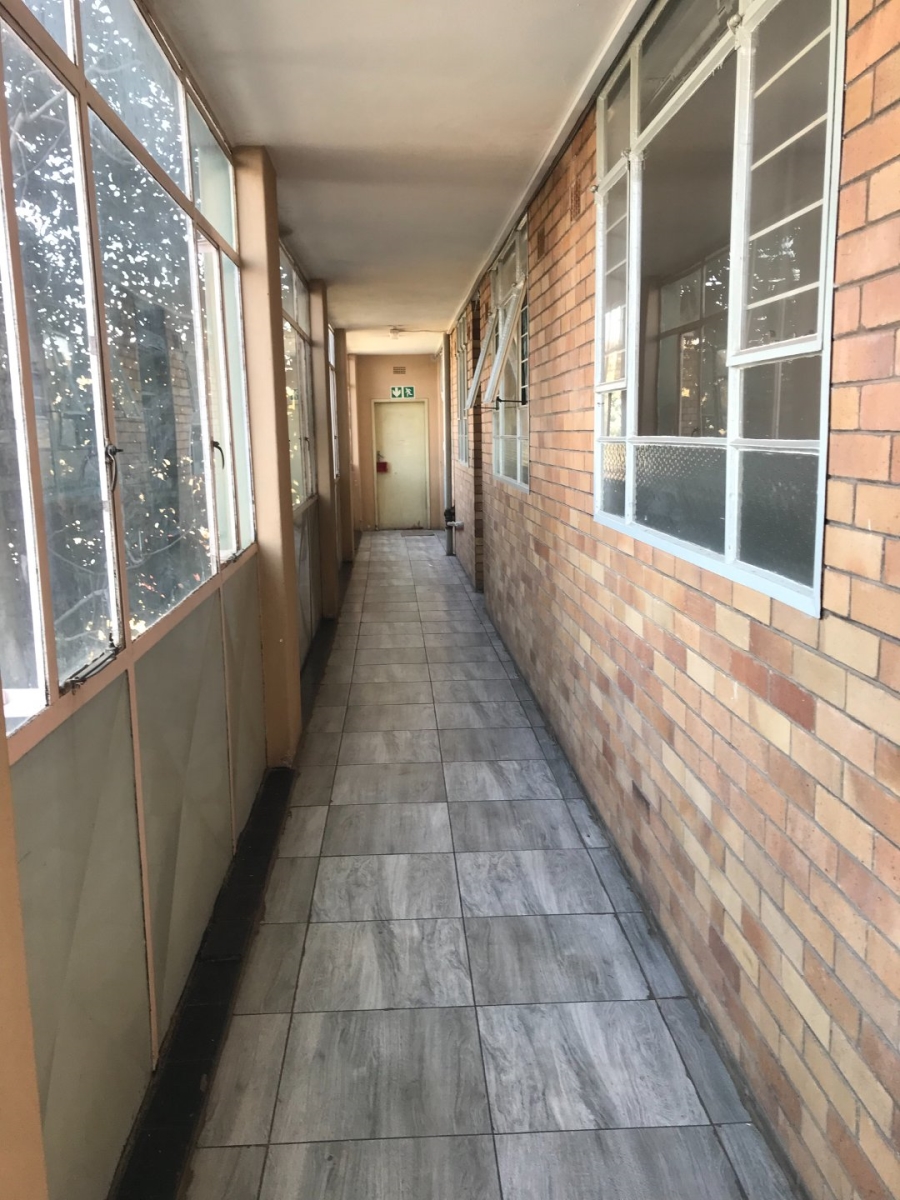 To Let 2 Bedroom Property for Rent in Savoy Estate Gauteng