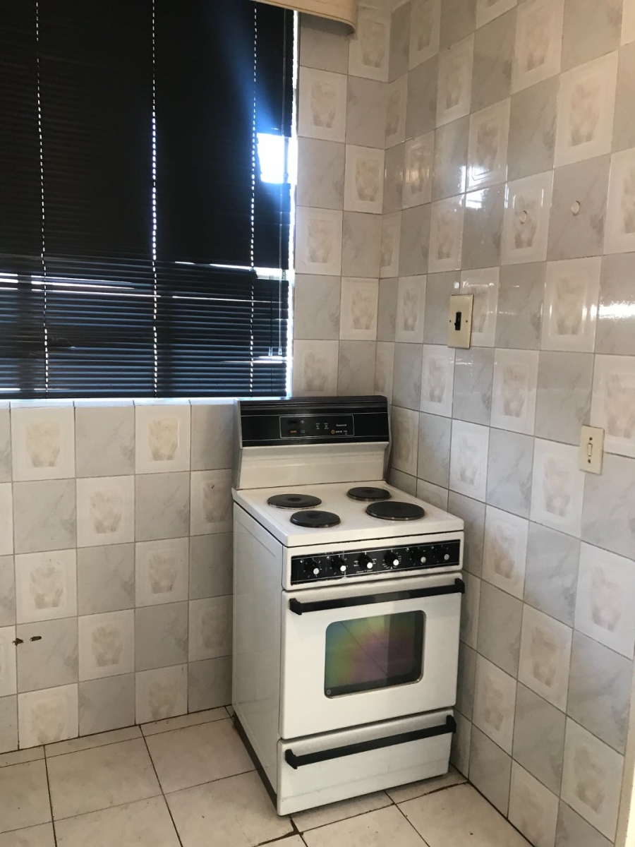 To Let 2 Bedroom Property for Rent in Savoy Estate Gauteng